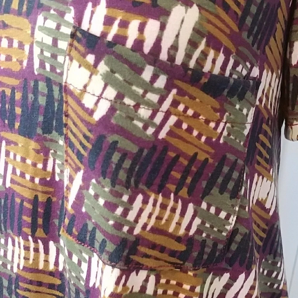Lularoe Purple Slash Design XS Carly Dress
